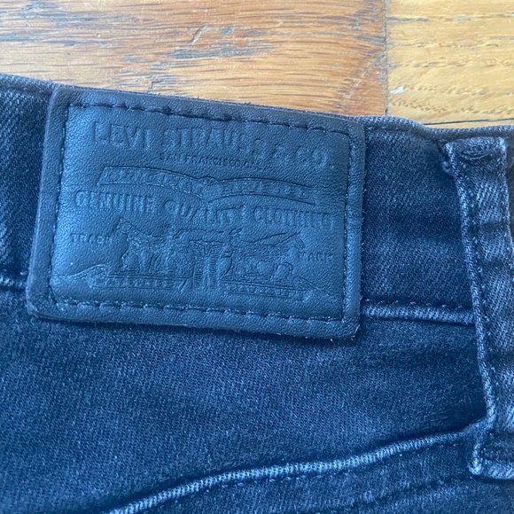 Levi's 720 High Rise Super Skinny Jeans - Picture 5 of 8